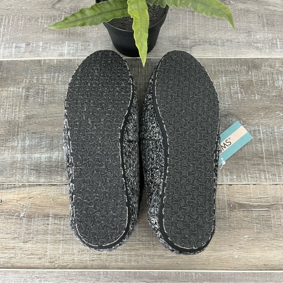 TOMS Belmont Black Sweater Knit Faux Fur Women’s Size 7.5 - Picture 10 of 10